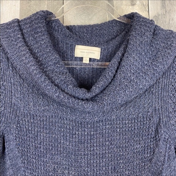 Angel of the North Rosie Cowlneck Pullover Medium - Picture 6 of 16